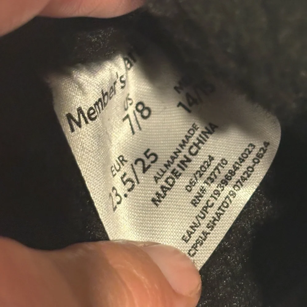 NWT Member's Mark Youth Kids Snow Boots, Size 7/8 Black Silver - Picture 5 of 5